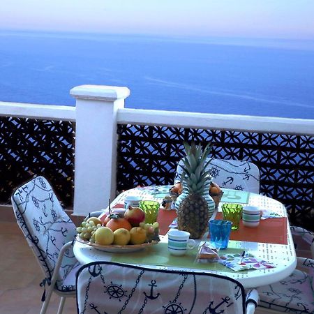 Villa Yellow House Licata Ruang foto