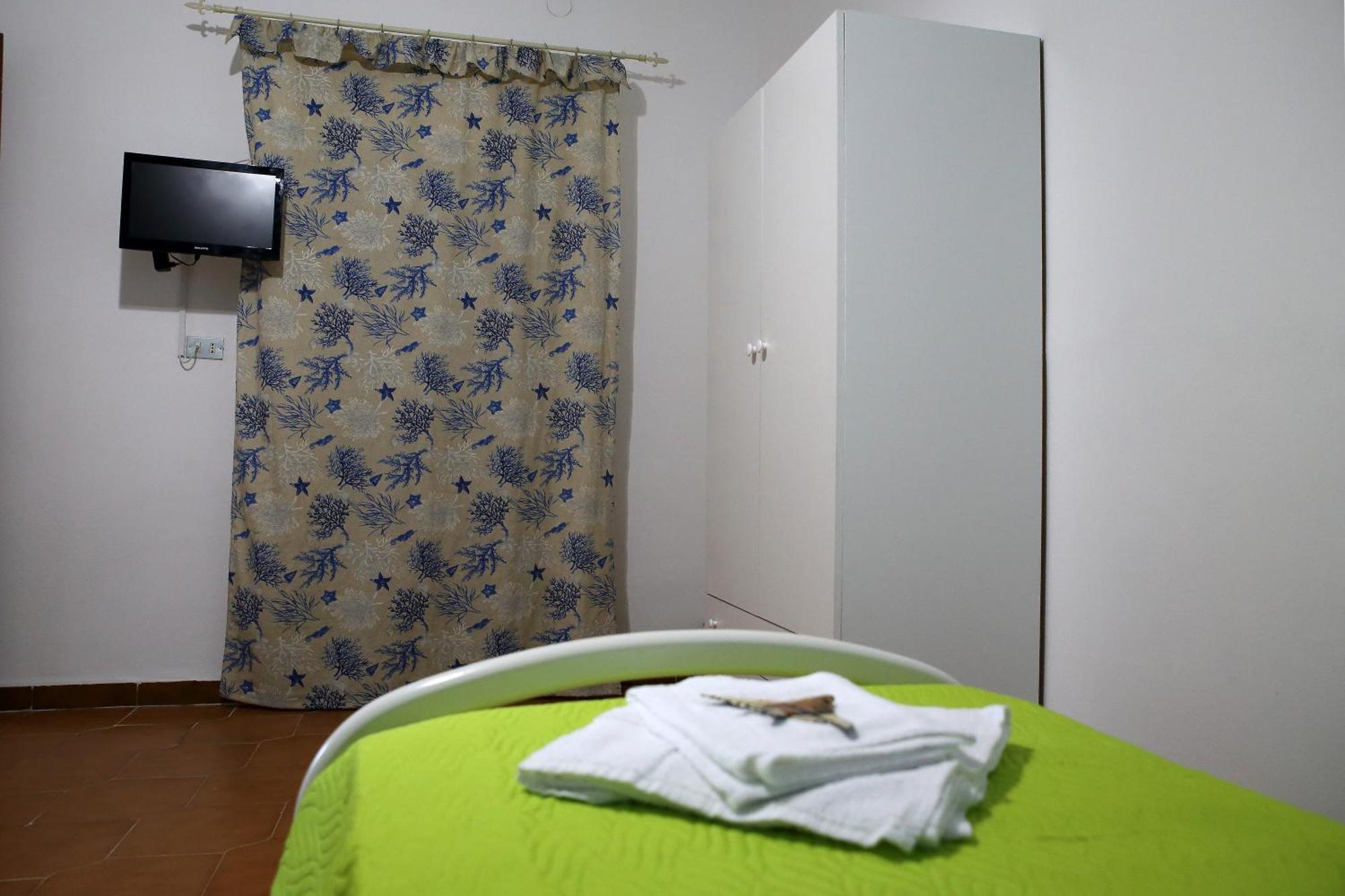 Villa Yellow House Licata Ruang foto
